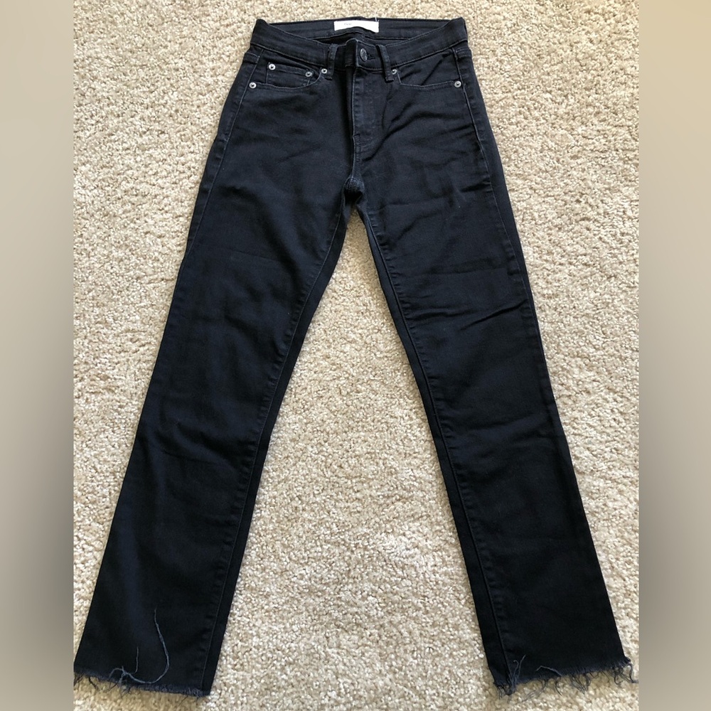 Gap straight cropped Jean, black, size 26, 27” inseam, 9” rise.